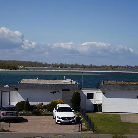 Inselblume 79 - Mit Meerblick Im Strandhaferweg Holiday home Burgtiefe auf Fehmarn